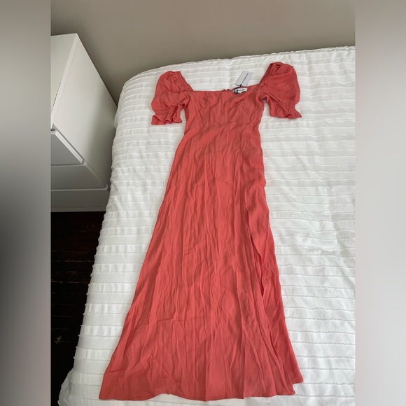 Weworewhat Puff Sleeve Midi Dress in Coral Size 0 - Picture 2 of 10